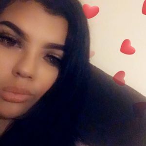 Meet your Posher, Marina